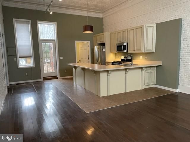 568 & 570 RACE ST, Harrisburg, PA 17104