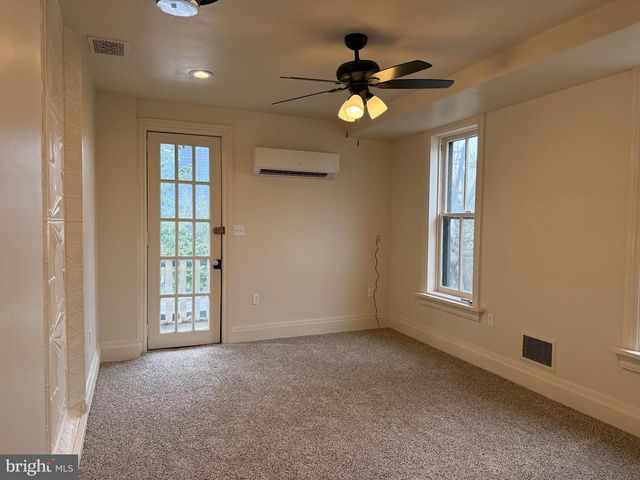 568 & 570 RACE ST, Harrisburg, PA 17104