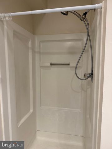 568 & 570 RACE ST, Harrisburg, PA 17104