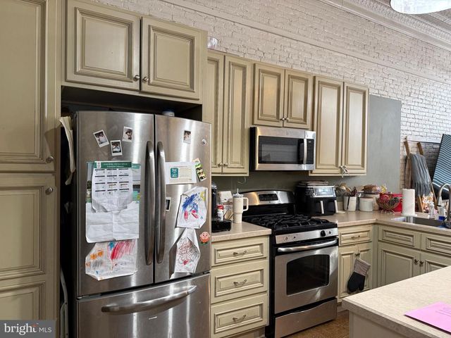 568 & 570 RACE ST, Harrisburg, PA 17104