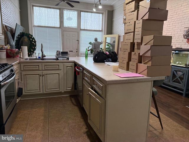 568 & 570 RACE ST, Harrisburg, PA 17104