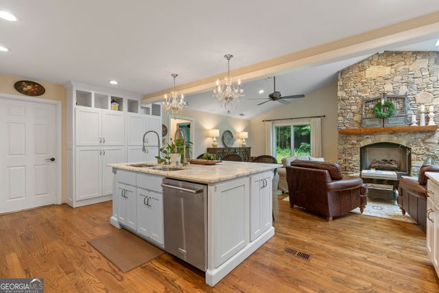 3967 C Loggins Road, Gainesville, GA 30506