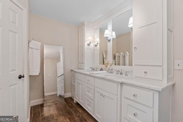 3967 C Loggins Road, Gainesville, GA 30506