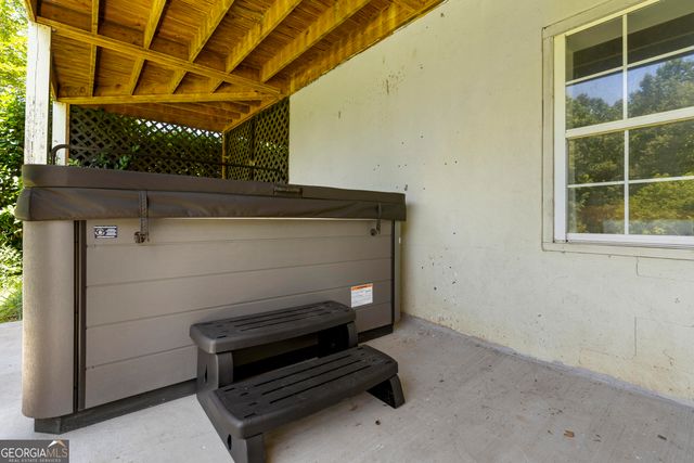 3967 C Loggins Road, Gainesville, GA 30506