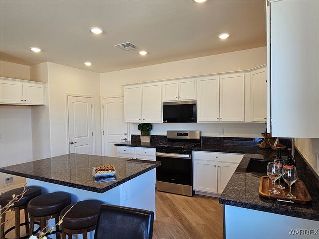 537 McAlister Drive, Bullhead City, AZ 86442