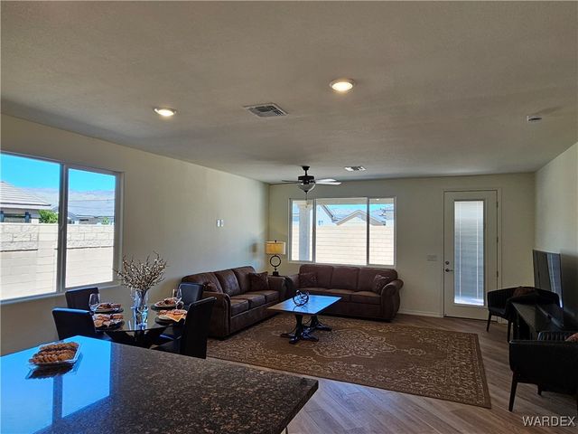 537 McAlister Drive, Bullhead City, AZ 86442