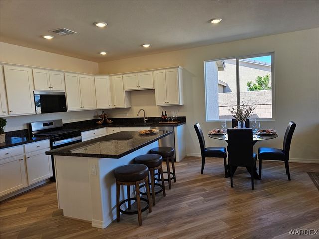 537 McAlister Drive, Bullhead City, AZ 86442