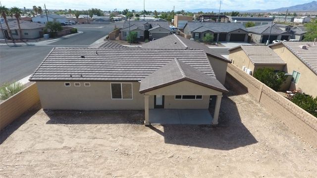 537 McAlister Drive, Bullhead City, AZ 86442