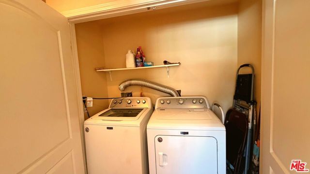 421 E Santa Anita Avenue 303, Burbank, CA 91501