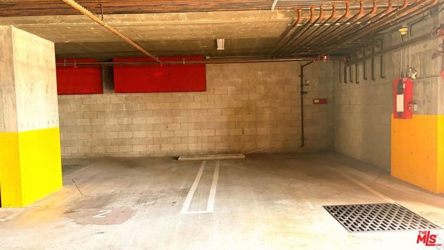 421 E Santa Anita Avenue 303, Burbank, CA 91501