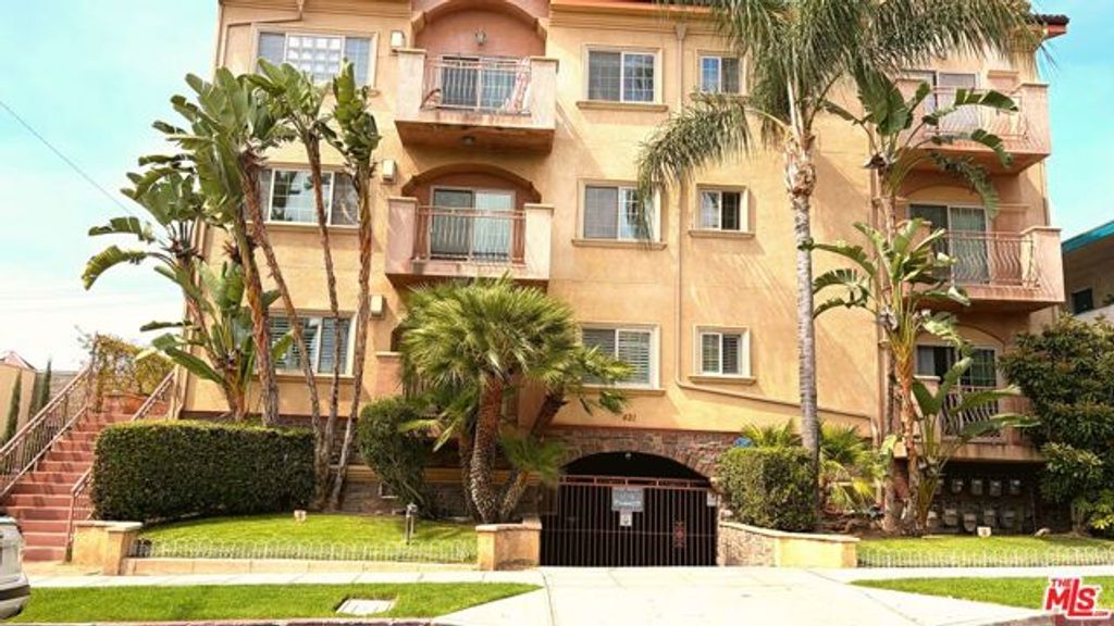 421 E Santa Anita Avenue 303, Burbank, CA 91501