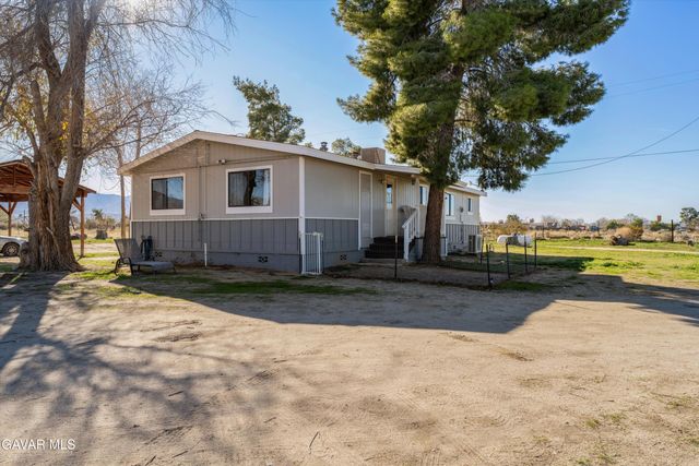 17216 E Ave T, Llano, CA 93544