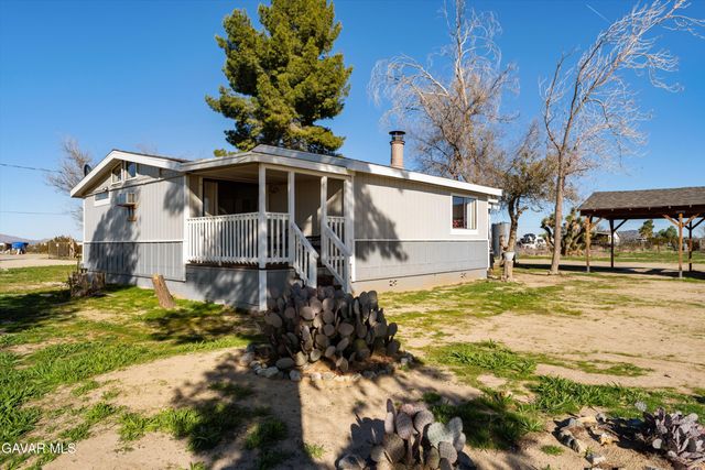 17216 E Ave T, Llano, CA 93544