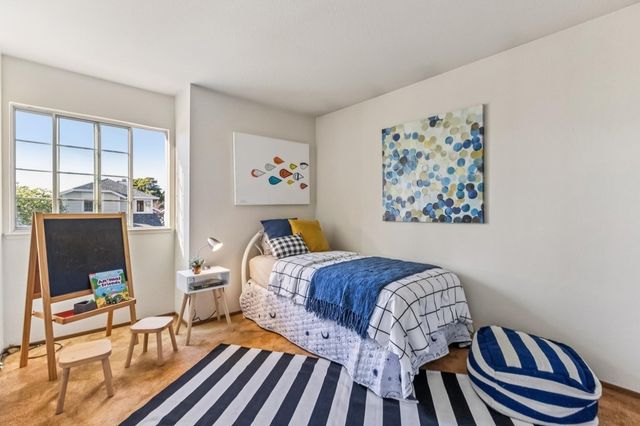 1152 1152 Old Alameda Pt, Alameda, CA 94502