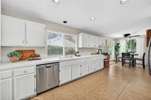 32046 Corte Montoya, Temecula, CA 92592