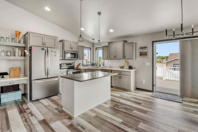 1202 Southwood Drive, Dilworth, MN 56529