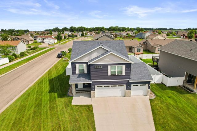 1202 Southwood Drive, Dilworth, MN 56529
