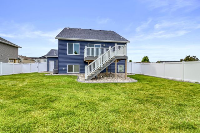 1202 Southwood Drive, Dilworth, MN 56529