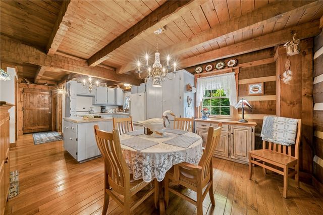 24 McCullough Hill Rd, Amwell, PA 15311