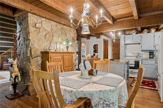 24 McCullough Hill Rd, Amwell, PA 15311