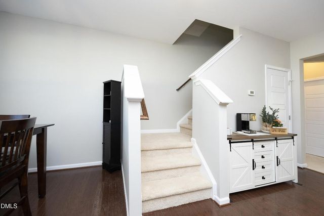 953 Ambergate Station, Apex, NC 27502