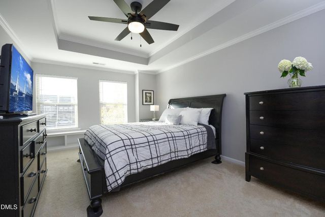 953 Ambergate Station, Apex, NC 27502