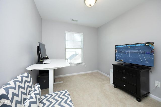 953 Ambergate Station, Apex, NC 27502