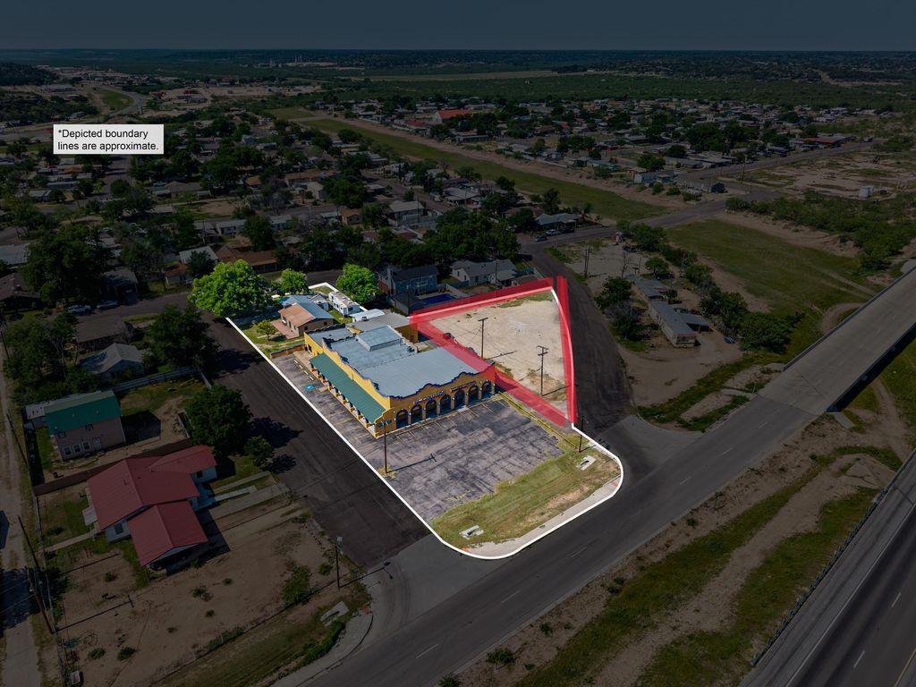 Image 20 of property listing at 1201 15th Street, Ozona, TX 76943