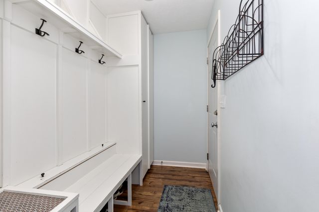 8940 Alanada Drive SE, Caledonia, MI 49316