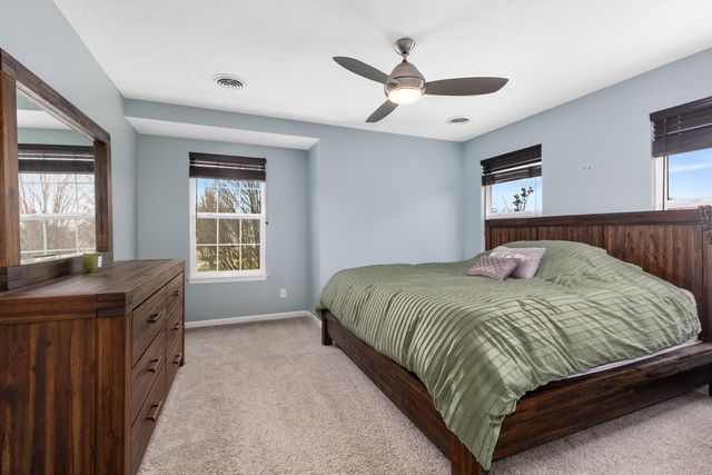 8940 Alanada Drive SE, Caledonia, MI 49316