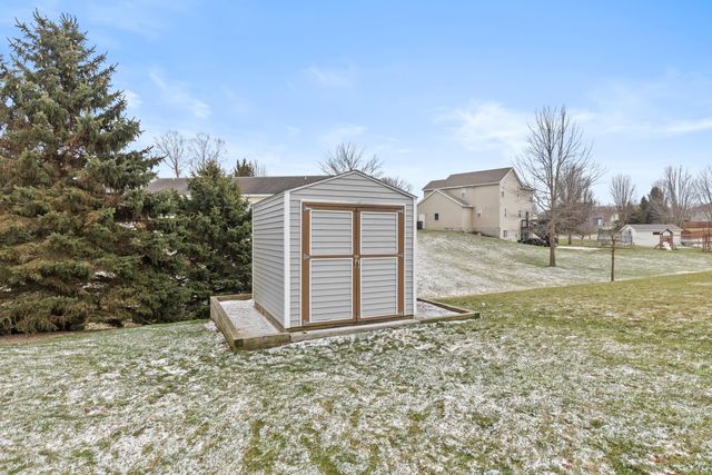 8940 Alanada Drive SE, Caledonia, MI 49316