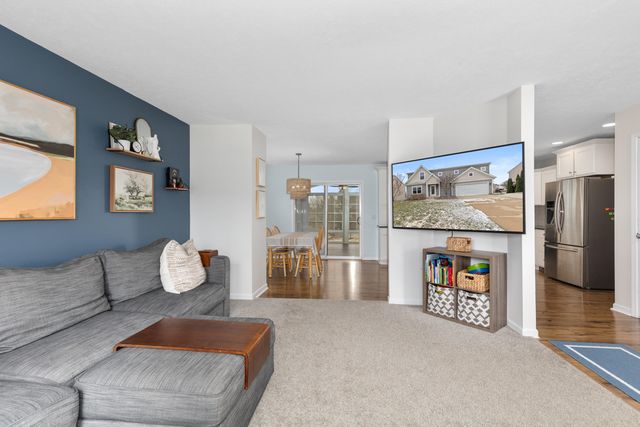 8940 Alanada Drive SE, Caledonia, MI 49316