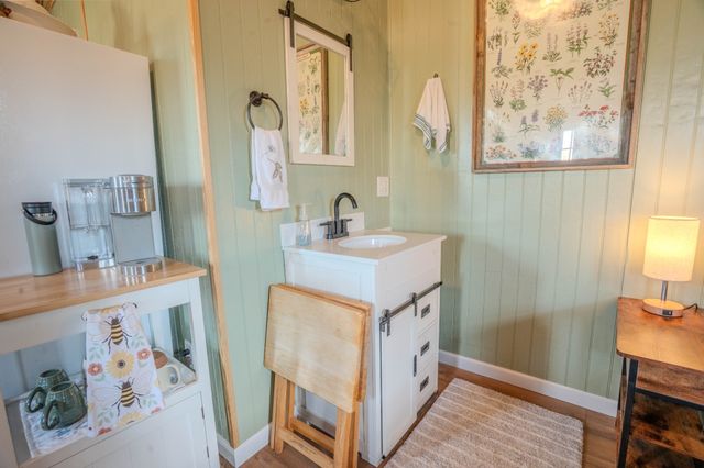 109 Rascaltown Rd, Loretto, TN 38469