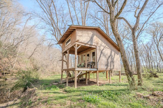 109 Rascaltown Rd, Loretto, TN 38469