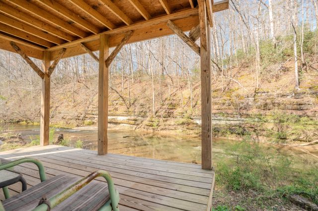 109 Rascaltown Rd, Loretto, TN 38469