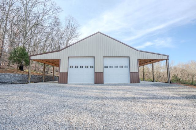 109 Rascaltown Rd, Loretto, TN 38469