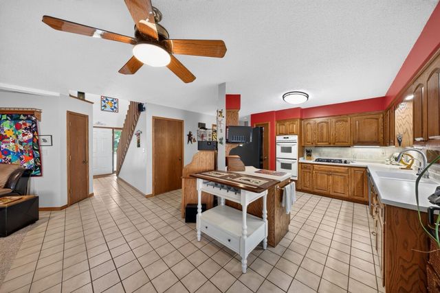 1116 Knoll Court NW, Rochester, MN 55901