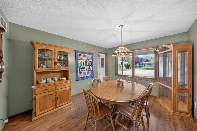1116 Knoll Court NW, Rochester, MN 55901