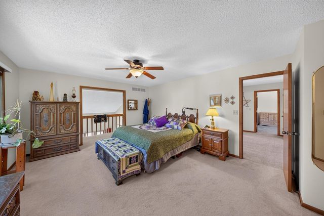 1116 Knoll Court NW, Rochester, MN 55901