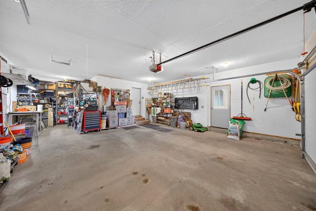 1116 Knoll Court NW, Rochester, MN 55901