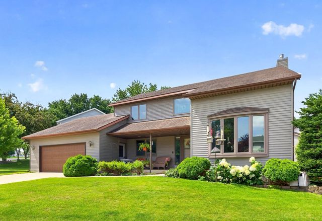1116 Knoll Court NW, Rochester, MN 55901