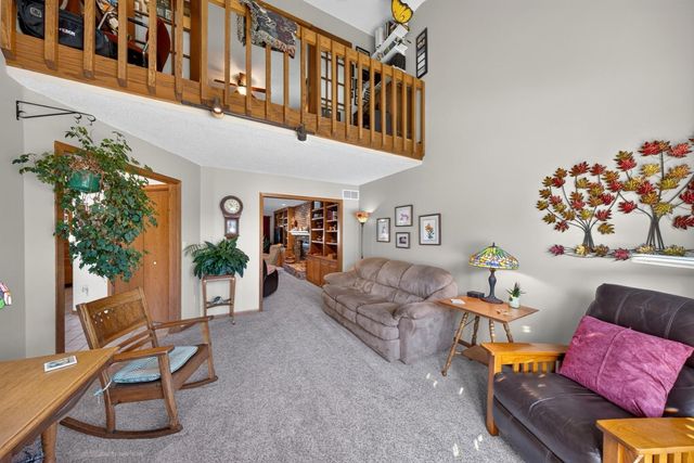 1116 Knoll Court NW, Rochester, MN 55901