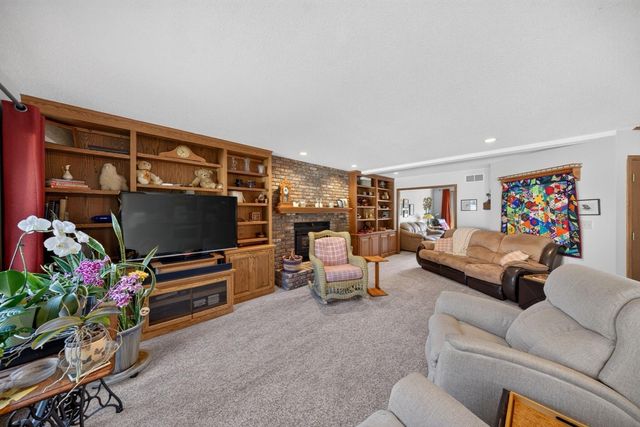 1116 Knoll Court NW, Rochester, MN 55901