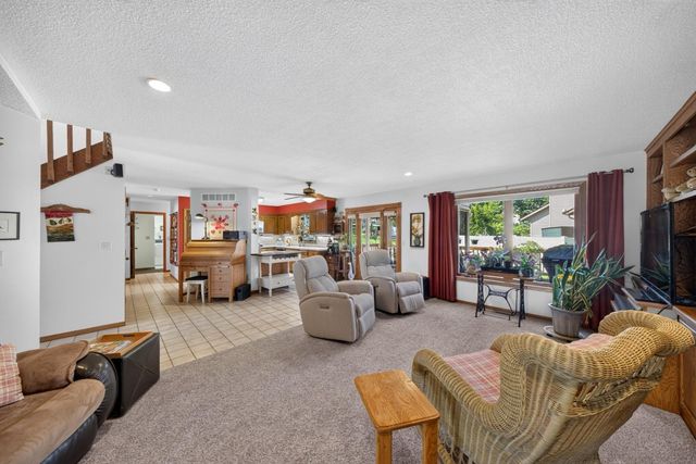 1116 Knoll Court NW, Rochester, MN 55901