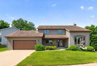 1116 Knoll Court NW, Rochester, MN 55901