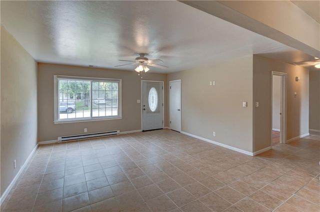 218 SW Opal Drive, Lee's Summit, MO 64081