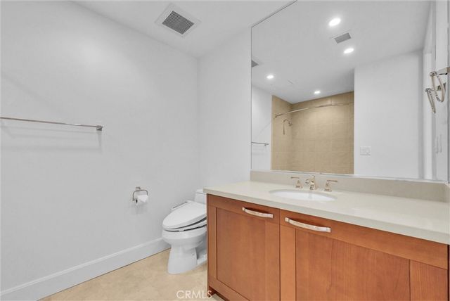 3044 Scholarship, Irvine, CA 92612