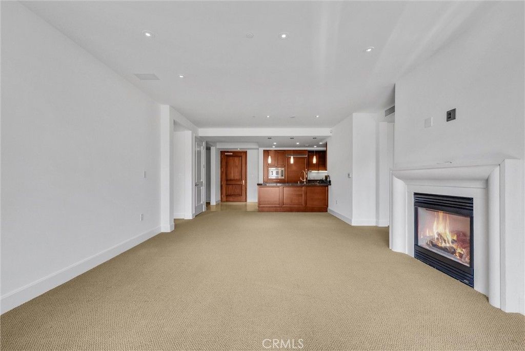 Image 20 of property listing at 3044 Scholarship, Irvine, CA 92612