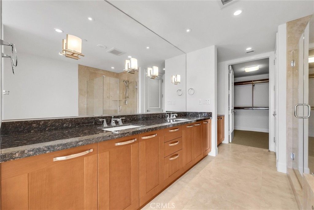 Image 36 of property listing at 3044 Scholarship, Irvine, CA 92612