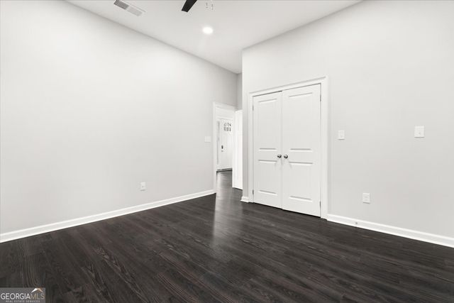 1394 Metropolitan Parkway, Atlanta, GA 30310